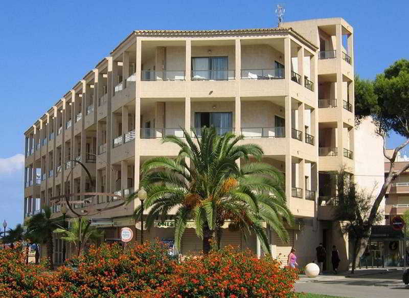 Apartamentos Arcos Playa S'Illot  Eksteriør bilde